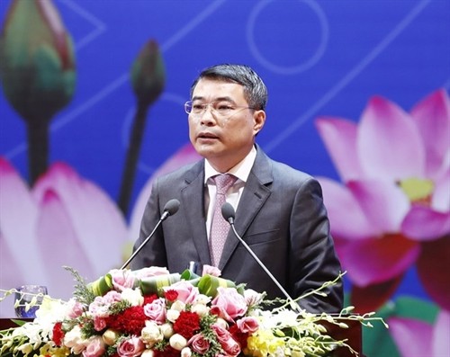 2017年越南政府总理与企业会议：越盾贷款年均利率仅处于6%至11%水平