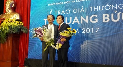 越南政府副总理武德儋: 2017年谢光宝奖在越南科技领域的地位日益提升