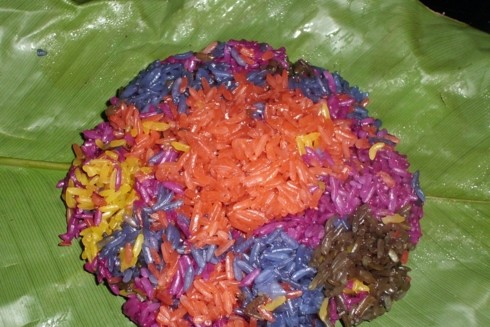 Xôi 7 màu được công nhận là ẩm thực đặc sắc tiêu biểu của Việt Nam