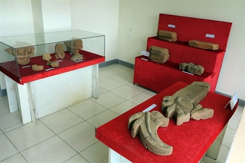 Phát hiện bộ Linga – Yoni bằng đá thuộc loại lớn nhất của văn hóa Chăm