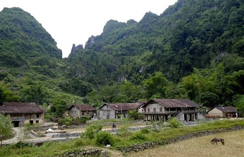 Độc đáo nhà xây đá của người Tày, Nùng ở Cao Bằng