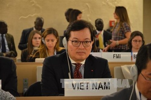 越南常驻联合国日内瓦办事处代表团为议联亚太地区专题会议做准备