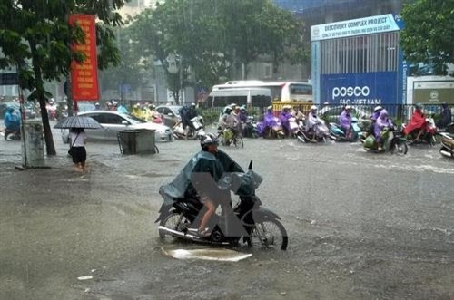 Thời tiết ngày 15/6: Bắc Bộ tăng mưa về đêm, Trung Bộ có nắng nóng