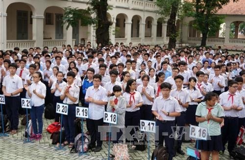 Hơn 72.000 học sinh ở Thành phố Hồ Chí Minh bắt đầu “cuộc đua” vào lớp 10 công lập