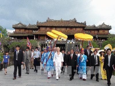 Hoàng cung Huế là 1 trong 7 điểm tham quan du lịch hàng đầu Việt Nam