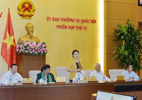越南第十四届国会常务委员会第十二次会议落幕