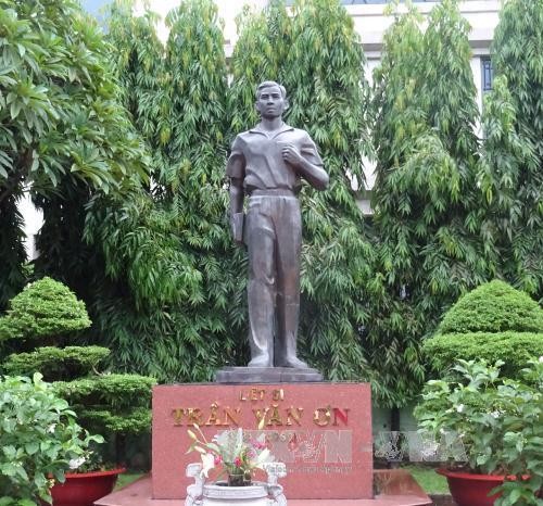 Cần sớm quy hoạch hệ thống tượng, tượng đài điêu khắc tại Thành phố Hồ Chí Minh