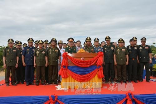 Các tướng lĩnh quân đội Hoàng gia Campuchia đánh giá cao sự giúp đỡ của Việt Nam