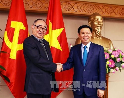 越南政府副总理王廷惠： 为东盟经济共同体寻找合适的发展方向