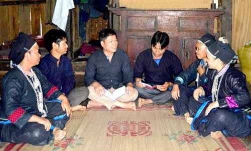Kinh nghiệm phát triển đảng viên người dân tộc thiểu số ở vùng cao Yên Sơn