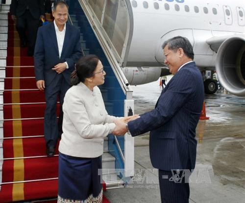 老挝国会主席开始对越南进行访问并出席越老建交55周年纪念活动