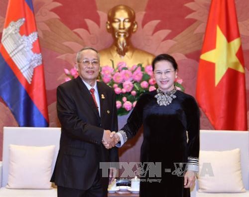 Chủ tịch Quốc hội Nguyễn Thị Kim Ngân tiếp Phó Chủ tịch thứ nhất Thượng viện Vương quốc Campuchia