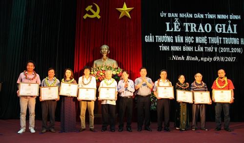 Trao Giải thưởng Văn học Nghệ thuật Trương Hán Siêu lần thứ V