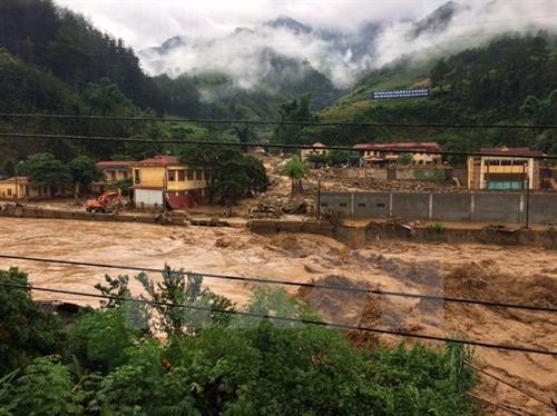 越南各媒体机构增加关于自然灾害的信息推送量