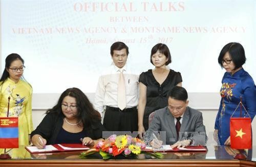 越通社与蒙古通讯社签署新合作协议