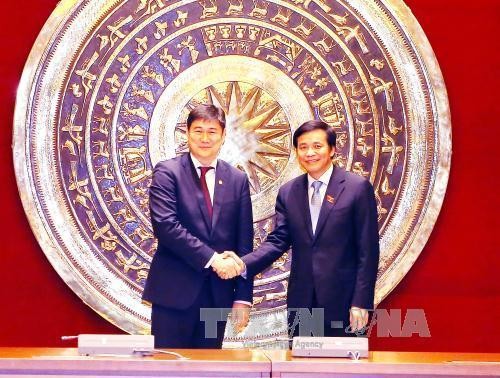越南国会加强与蒙古国国家大呼拉尔的合作