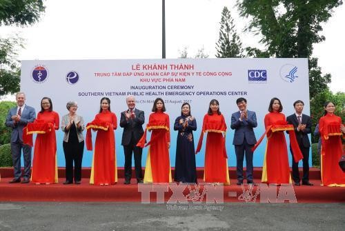 越南南部公共卫生事件应急处理中心正式揭牌成立