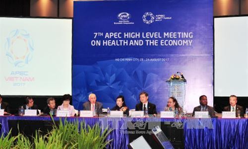 第七次亚太经合组织卫生与经济高级别会议在胡志明市举行