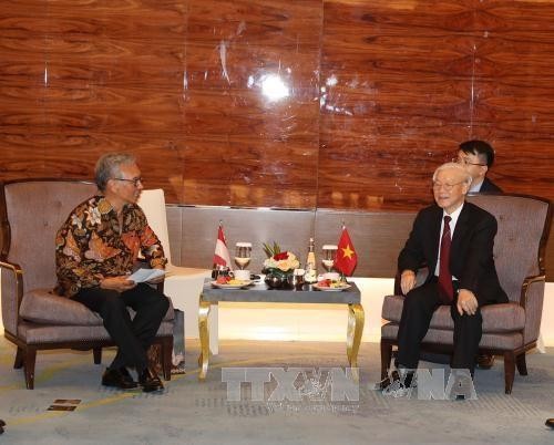 越南与印尼两国友好协会签署合作协议