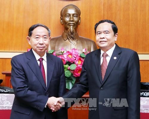 越南祖国阵线与中国政协加强合作关系