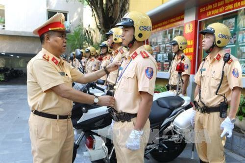 Hành động đẹp của Cảnh sát Giao thông Hà Nội