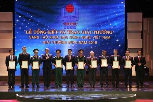 Hà Nội phát động giải thưởng VIFOTEC năm 2017