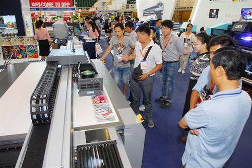 第八届越南国际广告技术设备展览会推介越南许多产品