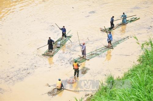 Yên Bái: 10 người vẫn mất tích sau mưa lũ tại Mù Cang Chải