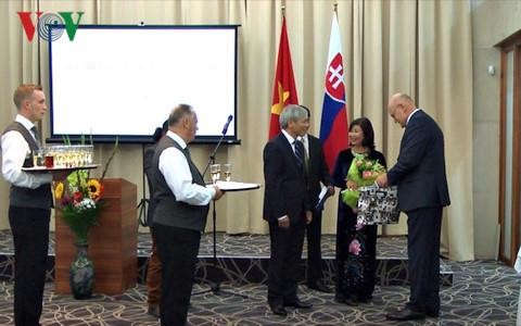 越南驻斯洛伐克大使馆举行越南国庆72周年纪念活动