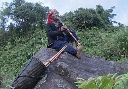 Người Vân Kiều với cây Sáo Khui truyền thống
