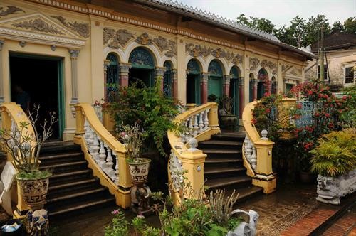 Nhà cổ Bình Thủy – điểm tham quan hấp dẫn du khách
