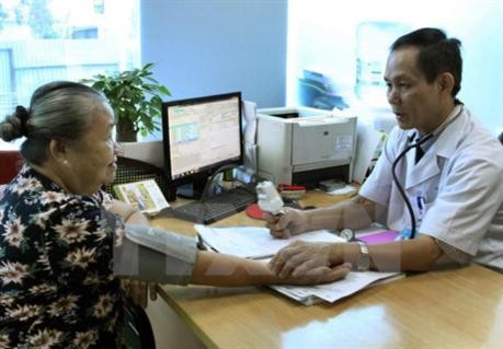 跨入“人口老龄化”阶段 越南要改善老年人生活质量