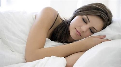 Ngủ nghiêng bên nào tốt cho sức khỏe?