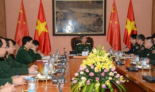 中国人民解放军青年军官代表团访问越南