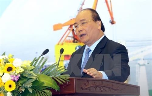 政府总理阮春福：推动国内贸易、进出口和工业生产领域朝着纵深方向发展