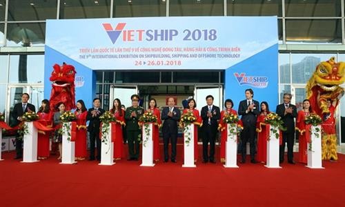 2018年第九届越南国际航海运输及造船工业展览会正式开幕