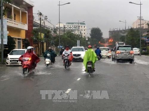 Thời tiết ngày 1/10: Không khí lạnh tăng cường gây mưa lớn tại Nam Trung Bộ