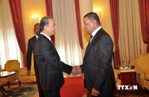 埃塞俄比亚总统建议越南在该国重开大使馆