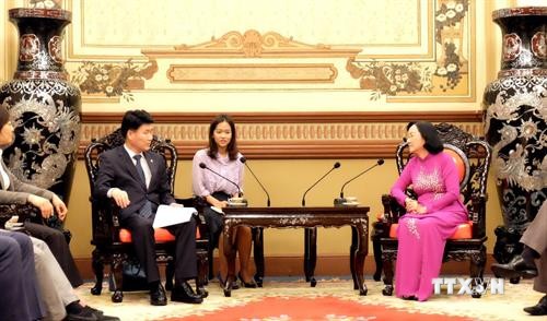 胡志明市人民议会与韩国京畿道省议会深化交流与合作