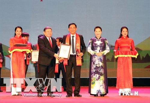 Chủ tịch Quốc hội Nguyễn Thị Kim Ngân dự Lễ tôn vinh và trao tặng danh hiệu "Nông dân Việt Nam xuất sắc 2018"