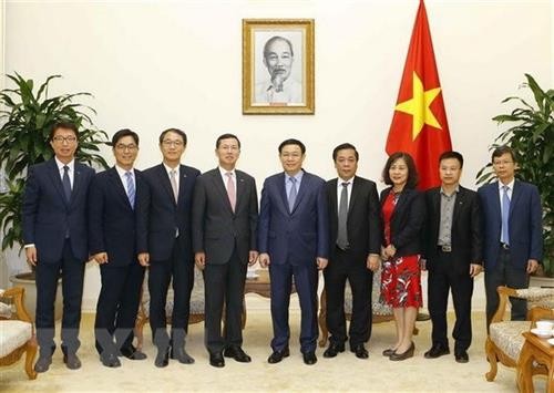 韩国新韩金融集团集中发展越南金融科技