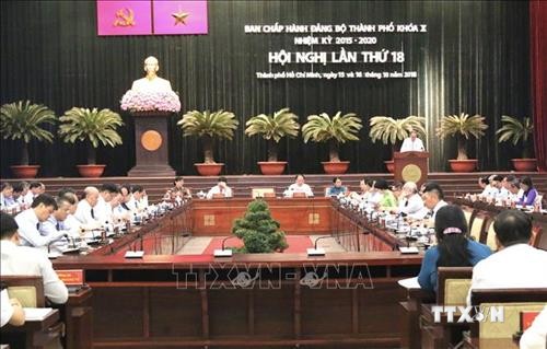 Bế mạc Hội nghị lần thứ 18 Ban Chấp hành Đảng bộ Thành phố Hồ Chí Minh khoá X