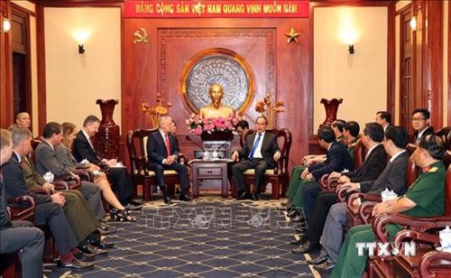 ​Lãnh đạo Thành phố Hồ Chí Minh tiếp Bộ trưởng Quốc phòng Hoa Kỳ