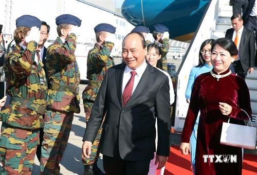 越南政府总理阮春福抵达布鲁塞尔 开始出席ASEM 12并对欧盟和比利时进行访问之旅
