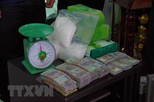 西宁省边防部队摧毁从柬埔寨非法运输毒品进入越南境内的犯罪团伙 缴获毒品12公斤