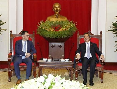 越南与罗马尼亚努力提升双边贸易额