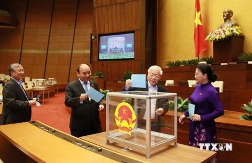 越南第十四届国会第六次会议公报（第三号）