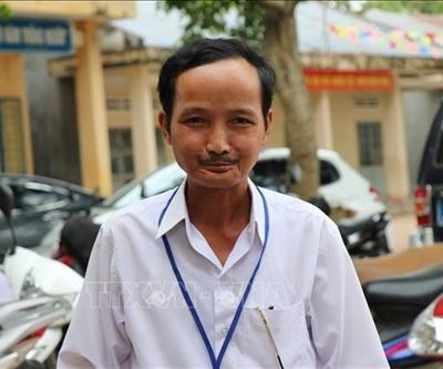 Thầy Trần Đăng Khoa - "Người cha" của học sinh dân tộc thiểu số nghèo