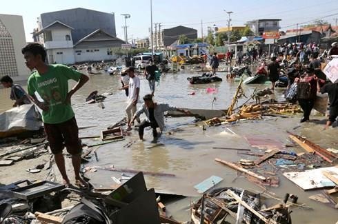 印尼地震和海啸：争分夺秒与时间赛跑 竭尽全力为生命护航