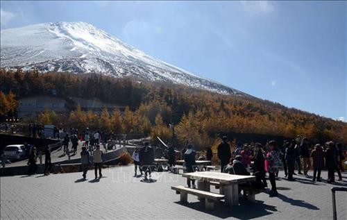 Nhật Bản: Núi Phú Sĩ mùa lá vàng